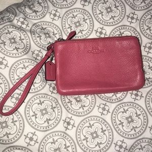Coach wrislet wallet